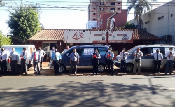 Vendedores de casa de electrodomésticos denuncian irregularidades