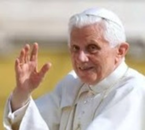 Papa Emérito Benedicto XVI se encuentra muy frágil de salud  - Paraguay.com
