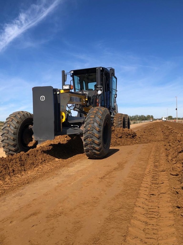 Oro verde realiza demostraciones de equipos New Holland y pretende acompañar el auge de la construcción
