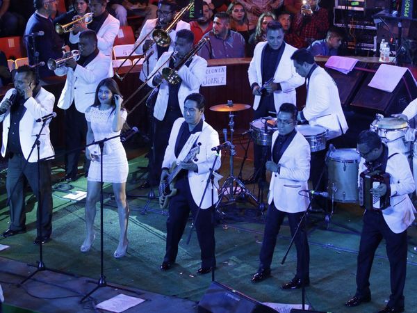 Los Ángeles Azules ofrecerán concierto en línea con invitadas especiales