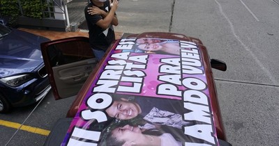 Pero el amor es más fuerte: conmueve pareja distanciada por COVID-19