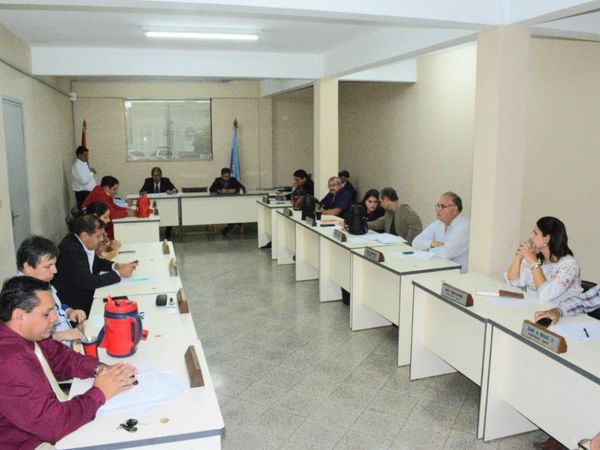 Concejales declaran persona no grata a Rodolfo Friedmann en Guairá