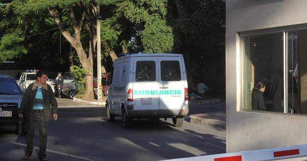 Hallan a mujer que escapó de una ambulancia cuando iba a un albergue