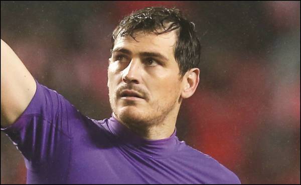 Íker Casillas anunció su retiro del fútbol