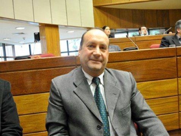 HOY / El senador Óscar Salomón, dijo que las intervenciones de las municipalidades debe estar a cargo de la fiscalía