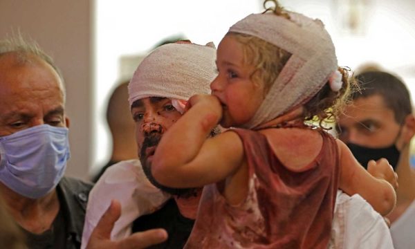 Beirut: Más de 100 muertos y 4.000 heridos tras potente explosión