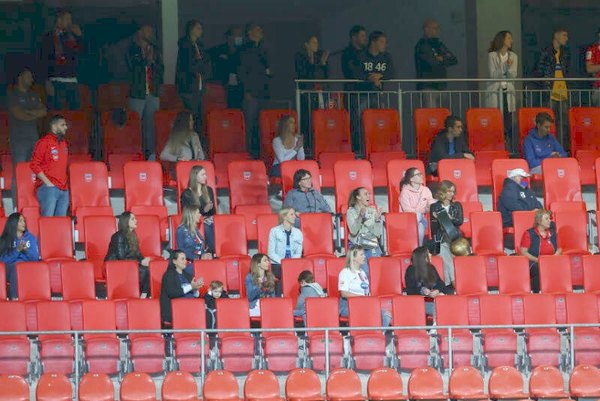 Bundesliga arma plan para que haya público | Crónica