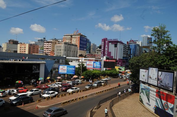 Calculan que son 50 mil los desempleados en CDE desde el inicio de la pandemia - Megacadena — Últimas Noticias de Paraguay