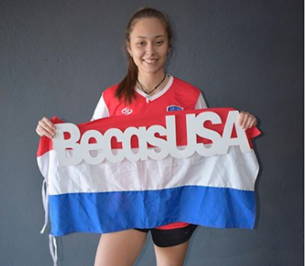 Una paraguaya es becada para estudiar y jugar en Estados Unidos