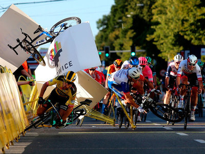 Ciclista queda en coma inducido tras un terrible accidente