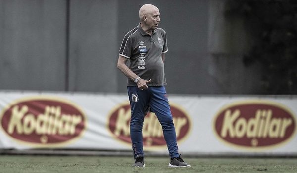 Santos, próximo rival de Olimpia en la Copa, se queda sin DT