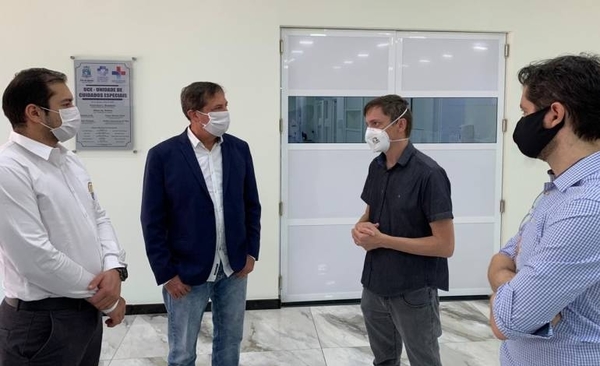 HOY / Intendente de CDE cruzó la frontera para reunirse con su par de Foz de Iguazú y, de paso, visitar un hospital