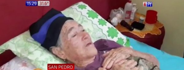 Abuelita denuncia brutal maltrato de familiares | Noticias Paraguay