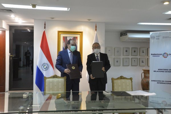 Paraguay y Japón firman acuerdos para fortalecer la cooperación en áreas de la salud, agua potable y saneamiento - El Trueno