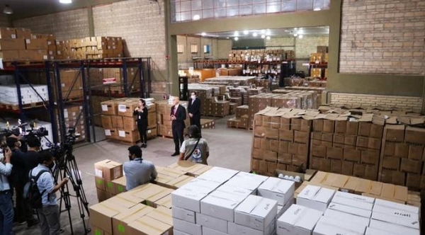 HOY / La gran estafa: confirman indicios de "colusión" en licitación que involucra a IMEDIC y Eurotec