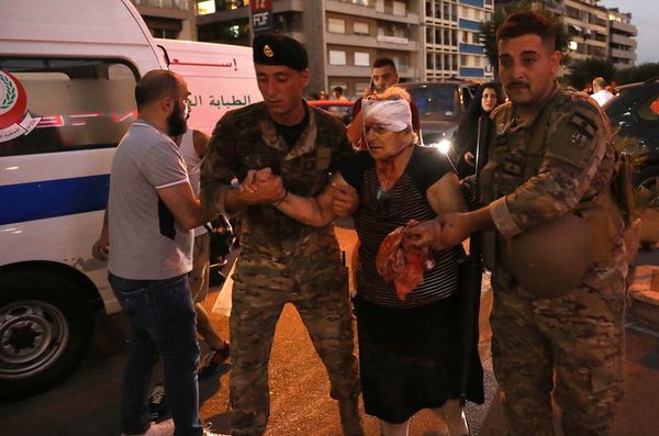 Escenas de caos en los hospitales saturados de Beirut - Mundo - ABC Color