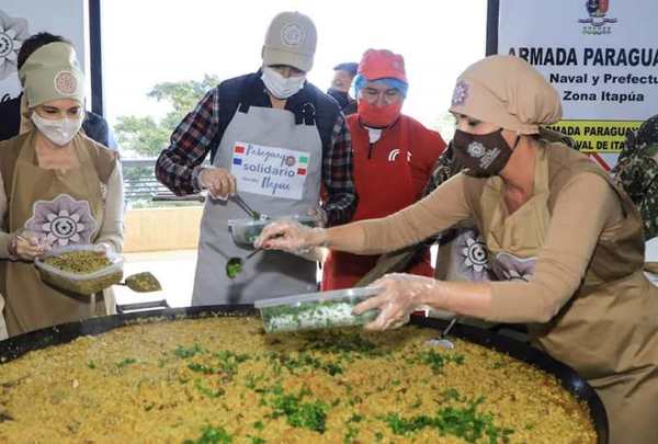 Oficina de la Primera Dama reparte más de 200.000 platos de comida en zonas vulnerables | Lambaré Informativo