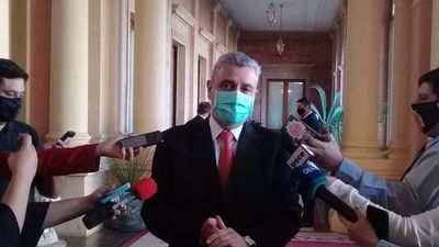Villamayor reafirma que el gobierno que más cigarrillos incautó es el de Mario Abdo Benítez  - Nacionales - ABC Color