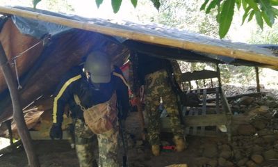 Marinos destruyen refugio de contrabandistas en la zona de la usina Acaray – Diario TNPRESS