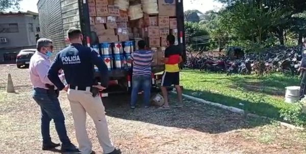 Procesan a los tres detenidos con camión  repleto de mercaderías de contrabando – Diario TNPRESS