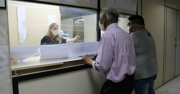 Indígenas urgen provisión de agua al Estado mediante un recurso de amparo