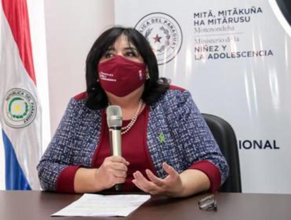 Ministra de la Niñez a favor de la educación sexual en aulas