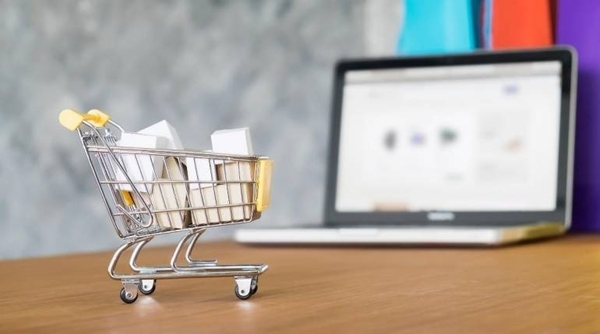 HOY / Comercio electrónico registró crecimiento del 70% durante la cuarentena: compra-venta y pagos online, en auge