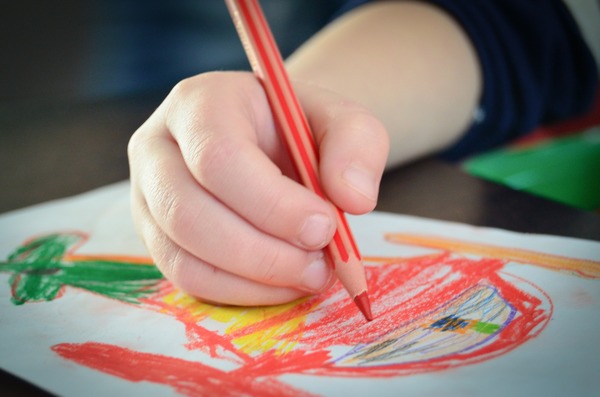 Organizan “Primer Concurso de Dibujo por el Día del Niño”