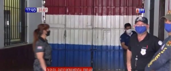 Covid-19 en Tacumbú: Ya son 35 reclusos infectados y 14 agentes | Noticias Paraguay