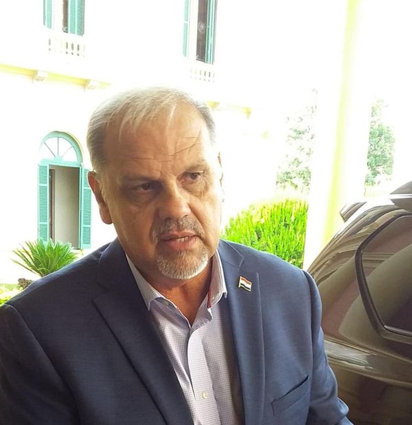 Ministro de la SEN, a cuarentena por contacto con gobernador infectado por COVID - Nacionales - ABC Color