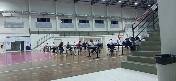 Comunas altoparanaenses finalmente repartirán asistencias, pero sigue quiebre con la Gobernación - Nacionales - ABC Color