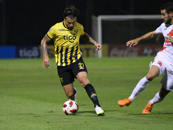 Fredy Irala con las novedades de Guaraní