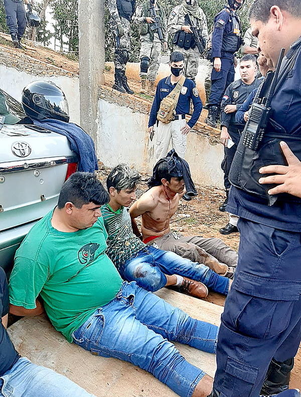 Detienen a cuatro marginales tras un violento intento de asalto a empleados de casa de cambios