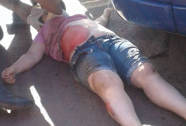 Ama de casa fallece tras chocar violentamente contra un camión