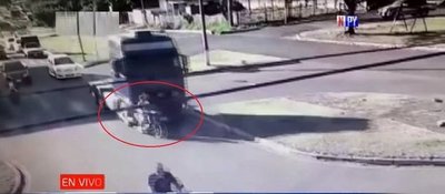 Imprudencia al volante desencadena un accidente fatal | Noticias Paraguay