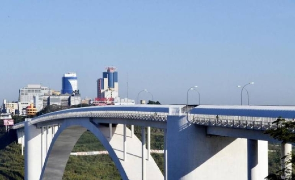 HOY / Presentan plan para reabrir Puente de la Amistad: registro de personas, "pase" para cruzar y cordón sanitario