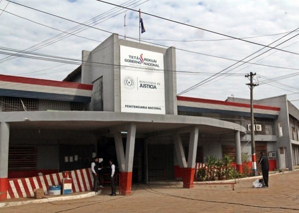 Confirman 52 casos de coronavirus en Tacumbú