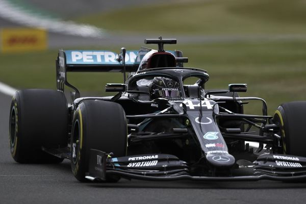 Los Mercedes siguen por encima del resto en Silverstone - Automovilismo - ABC Color