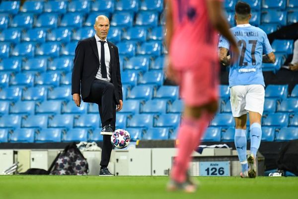 Zidane: “Soy el entrenador del Madrid hasta que pase algo” - Fútbol - ABC Color