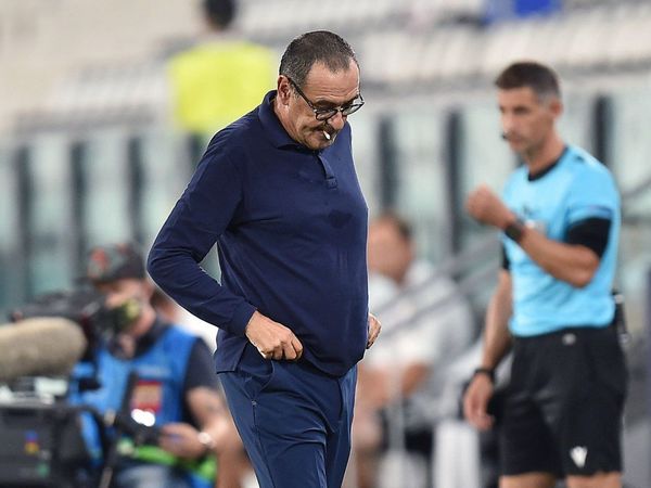 Sarri dice que está "destrozado moralmente", pero que no teme perder puesto