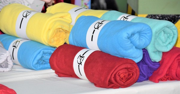 Yacyretá entregó 2.000 abrigos y frazadas para niños vulnerables de Itapúa