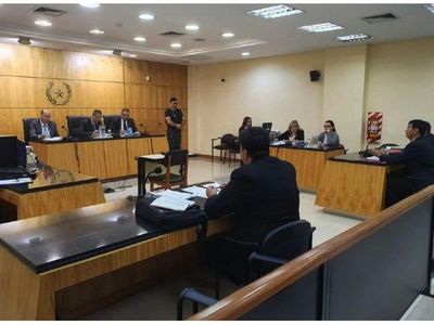 12 años de prisión por sistemática violación   a su propia  hija