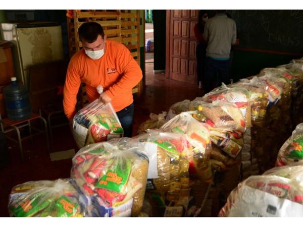 Con mucho retraso  entregan  víveres a 13 escuelas de CDE
