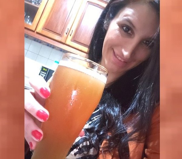 Cerveceros celebraron el día internacional de la rubia | Crónica