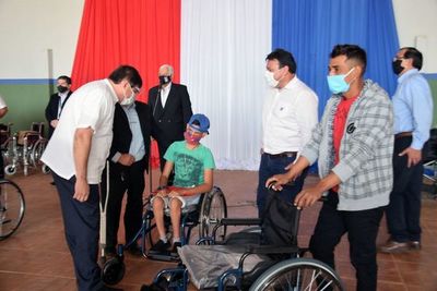 Discapacitados recibieron ayuda en San Juan Nepomuceno - Nacionales - ABC Color