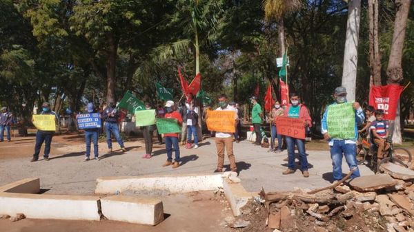 Endeudan al país y hablan de recuperación económica, cuestiona la FNC - Nacionales - ABC Color