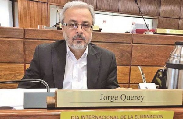 “Van a meter mano en el presupuesto de Salud y luego van a pedir otro préstamo”