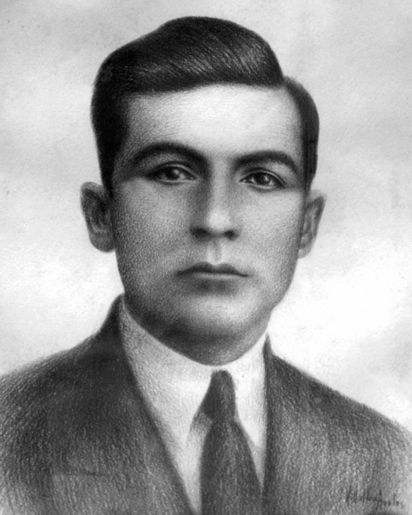 126 AÑOS DE EMILIANO R. FERNÁNDEZ