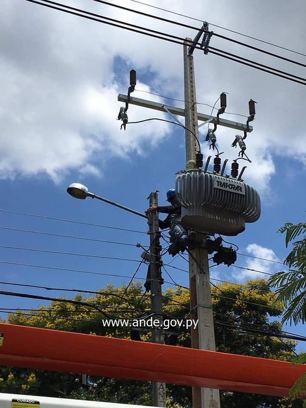 ANDE busca asegurar distribución eléctrica en el verano