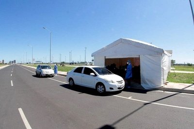 Salud redujo toma de muestras pero no avisó a los agendados - Megacadena — Últimas Noticias de Paraguay